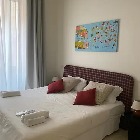 ゲストハウス Veneto Suites By Supastays ローマ