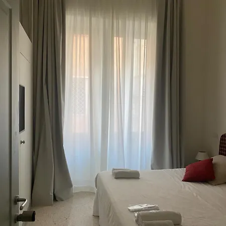 Veneto Suites By Supastays ゲストハウス ローマ