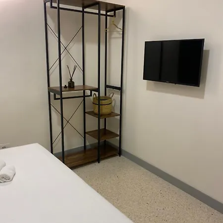 Penzion Veneto Suites By Supastays *