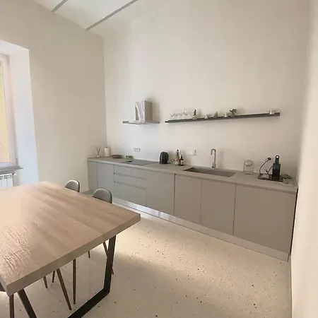 Penzion Veneto Suites By Supastays *